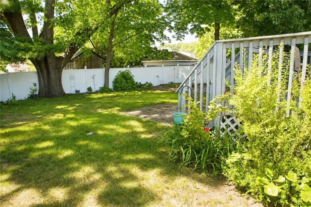 147 Pawtuxet Terrace West Warwick RI 02893