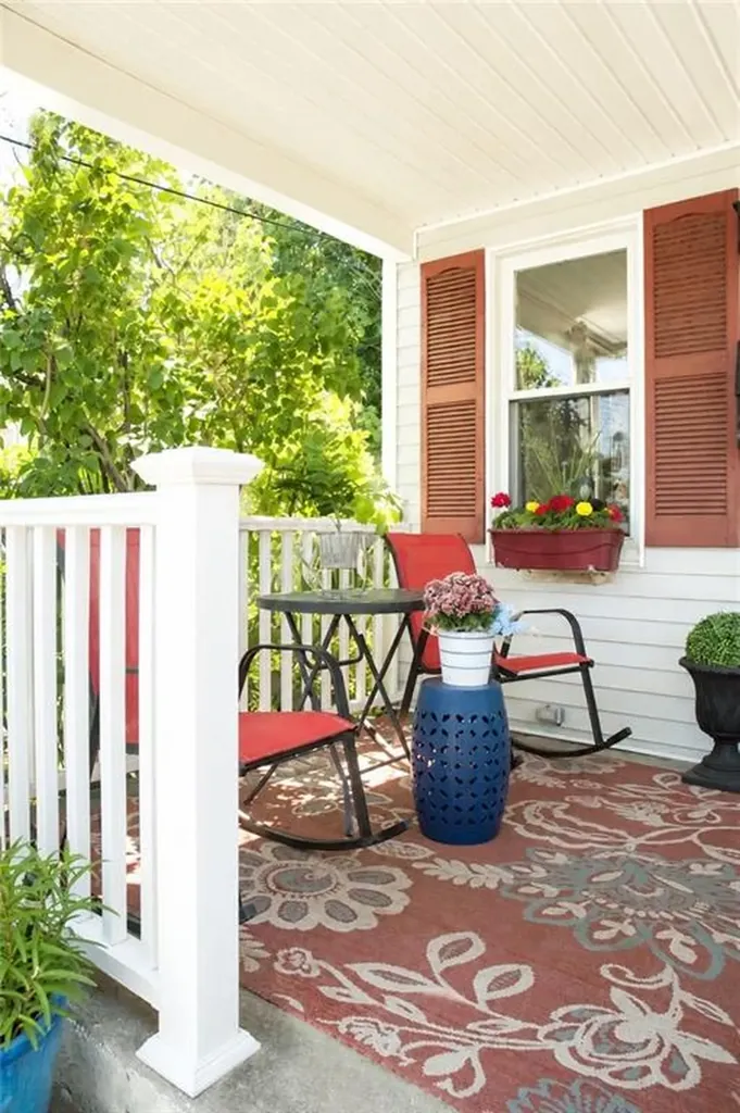 147 Pawtuxet Terrace West Warwick RI 02893