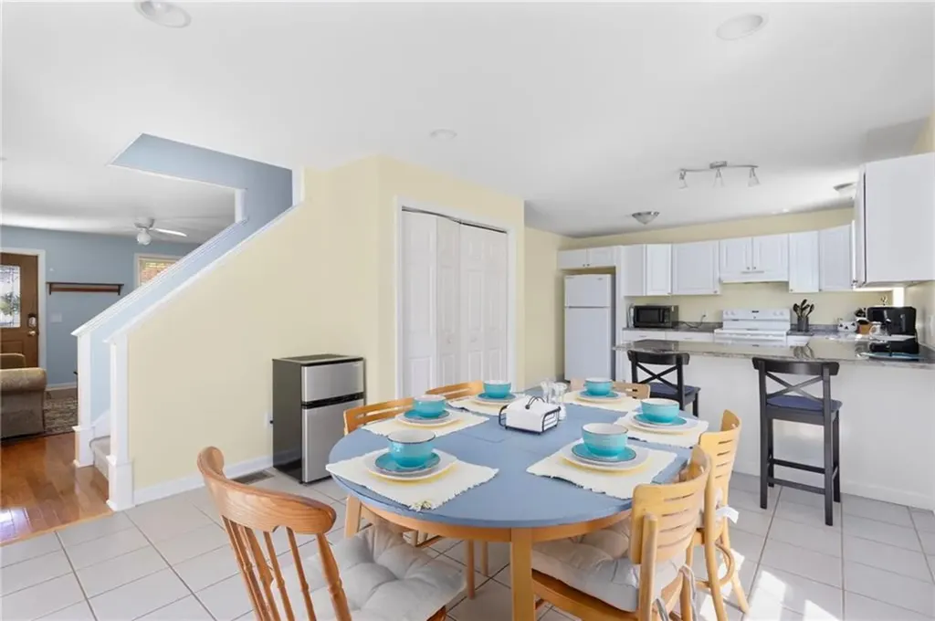 18 Altin Avenue South Kingstown RI 02881