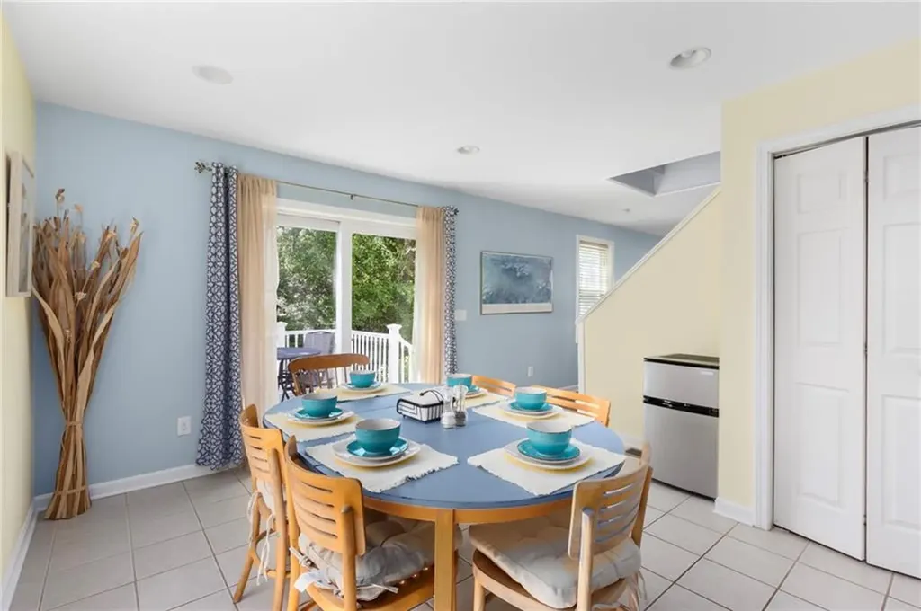 18 Altin Avenue South Kingstown RI 02881