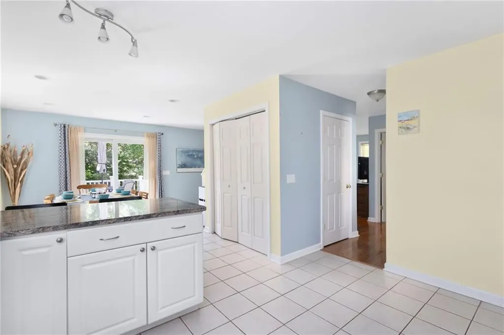 18 Altin Avenue South Kingstown RI 02881