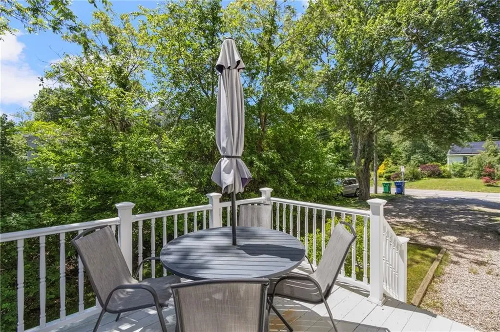 18 Altin Avenue South Kingstown RI 02881