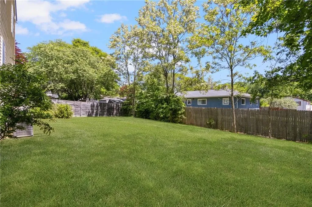 18 Altin Avenue South Kingstown RI 02881