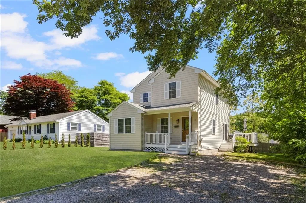 18 Altin Avenue South Kingstown RI 02881