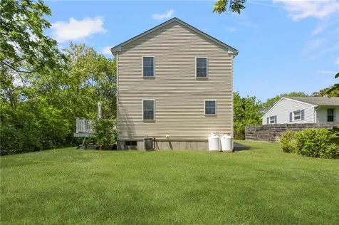 18 Altin Avenue South Kingstown RI 02881