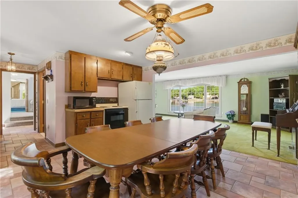 585 Reservoir Road Burrillville RI 02859