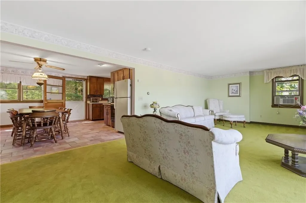 585 Reservoir Road Burrillville RI 02859