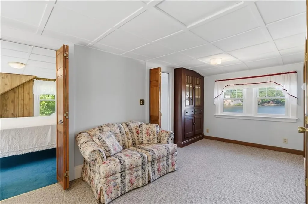 585 Reservoir Road Burrillville RI 02859