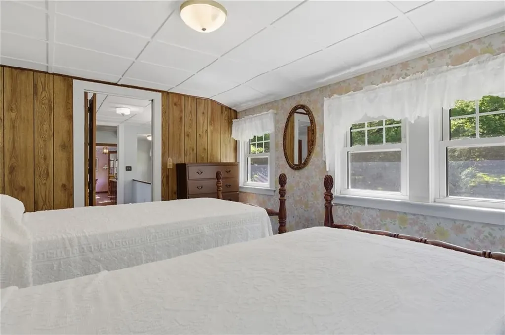 585 Reservoir Road Burrillville RI 02859