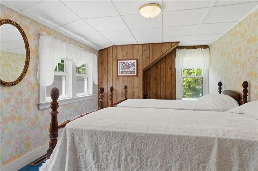585 Reservoir Road Burrillville RI 02859