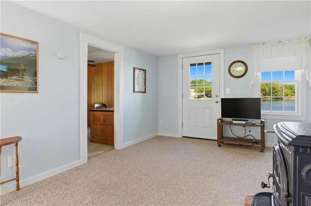 585 Reservoir Road Burrillville RI 02859