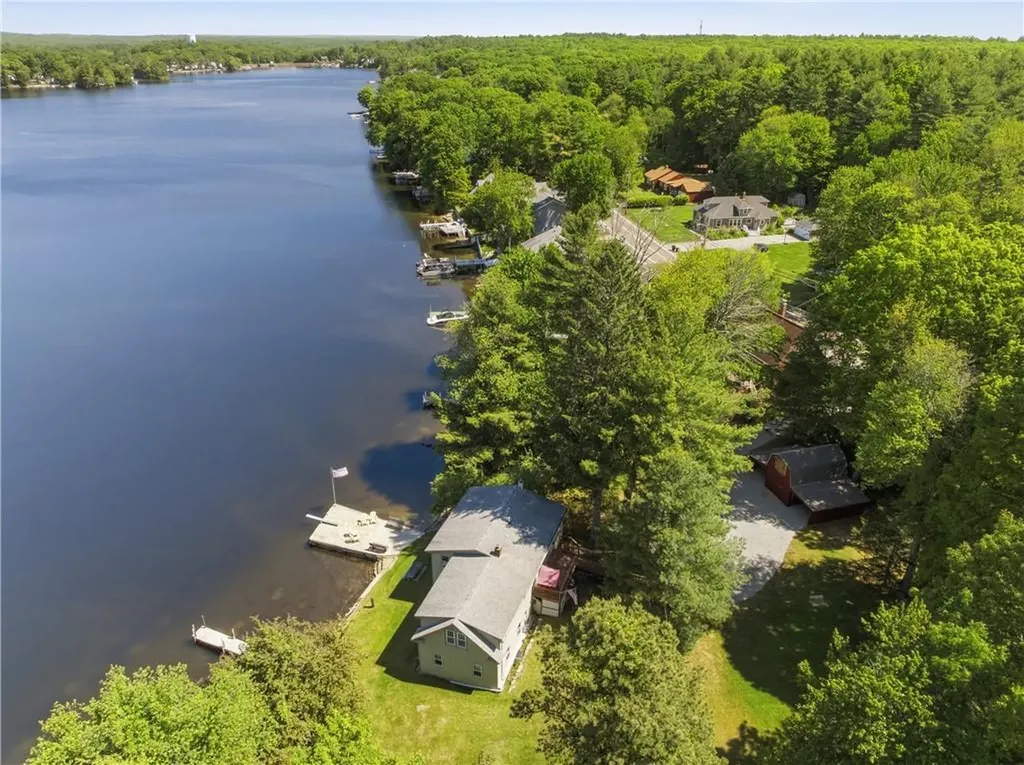 585 Reservoir Road Burrillville RI 02859