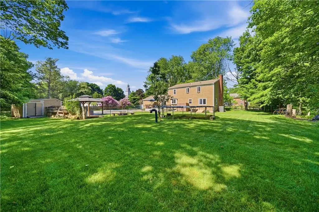652 Old Post Road North Attleboro MA 02760