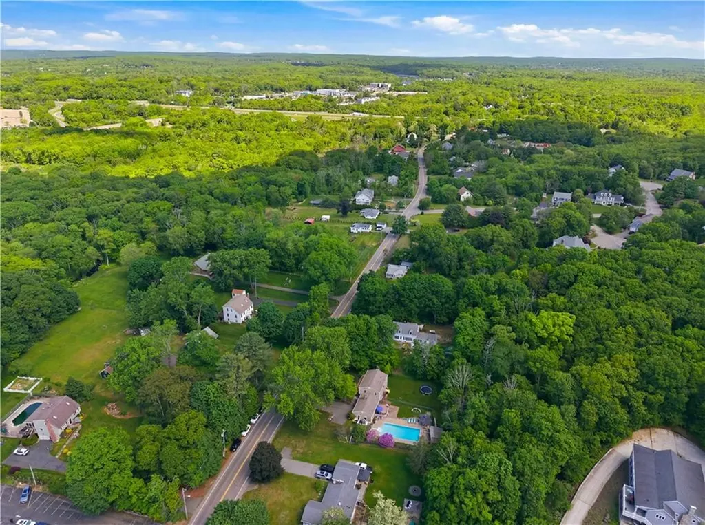652 Old Post Road North Attleboro MA 02760