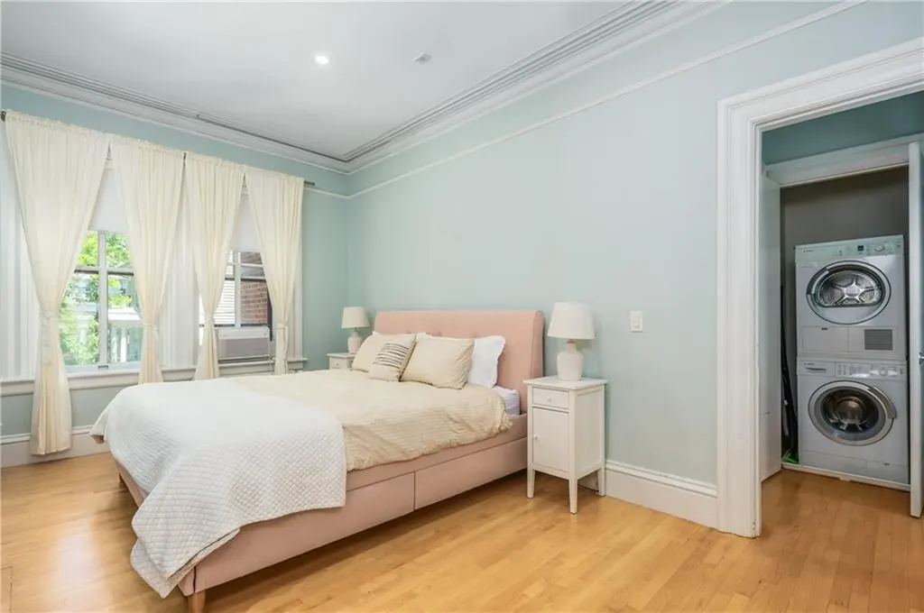 96 Bowen Street Providence RI 02906