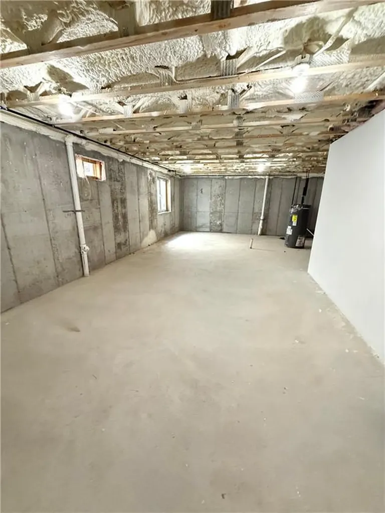 95 Farm Street Providence RI 02908