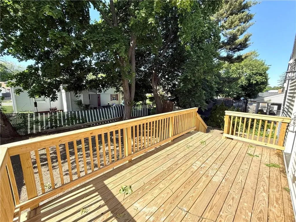 95 Farm Street Providence RI 02908