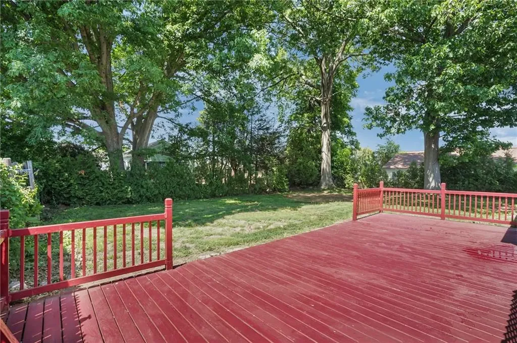 26 Beach Street North Providence RI 02904