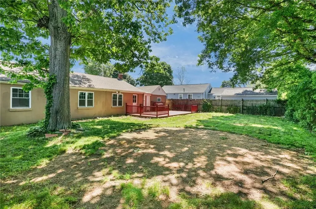 26 Beach Street North Providence RI 02904