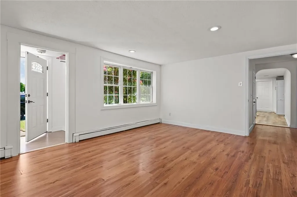 26 Beach Street North Providence RI 02904