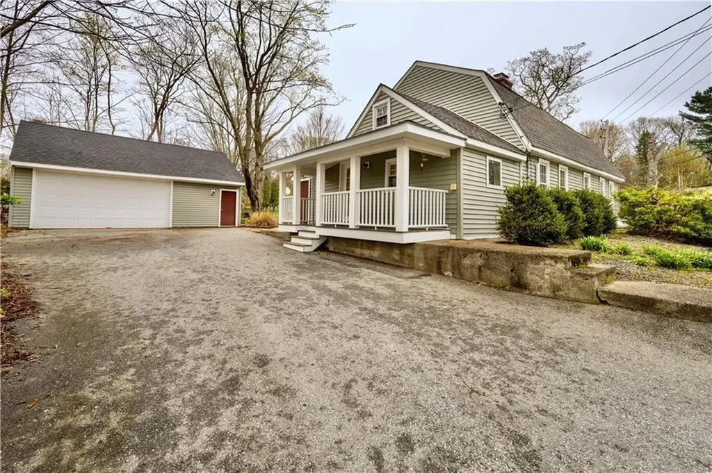 182 Hines Road Cumberland RI 02864