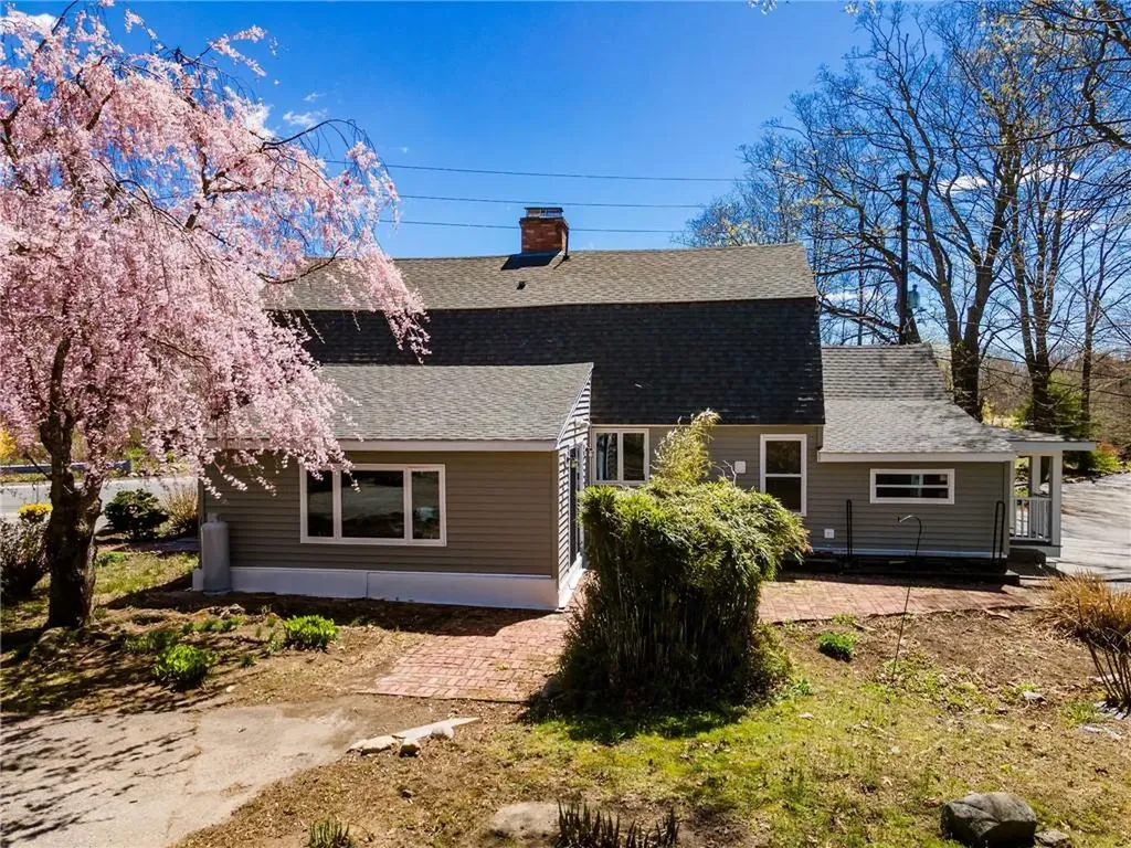 182 Hines Road Cumberland RI 02864