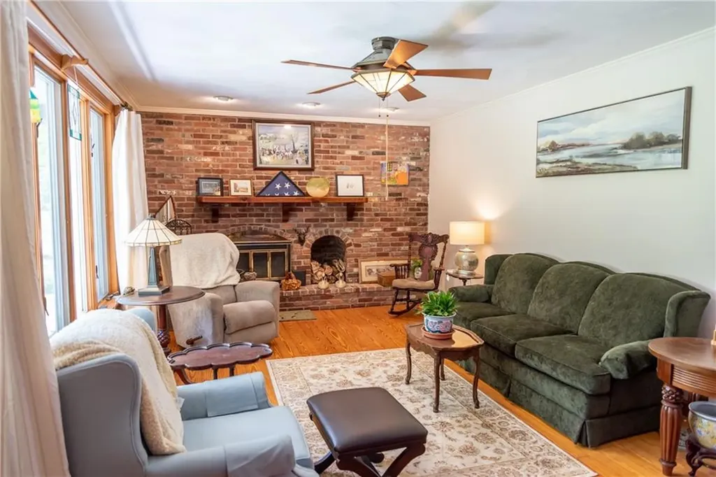 282 Arcadia Road Richmond RI 02832