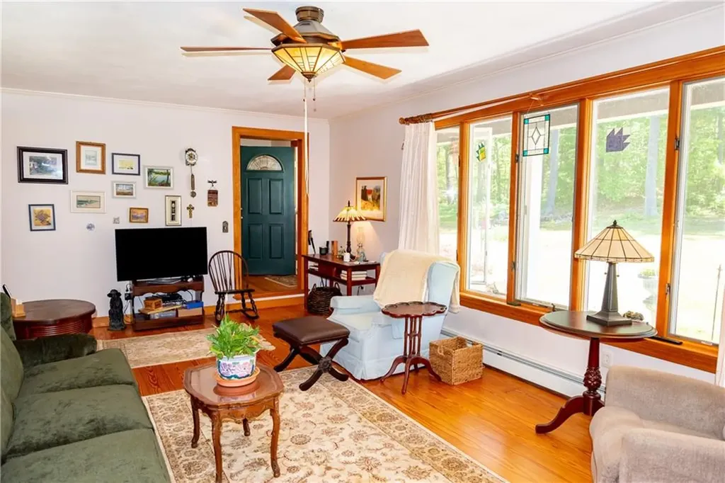 282 Arcadia Road Richmond RI 02832