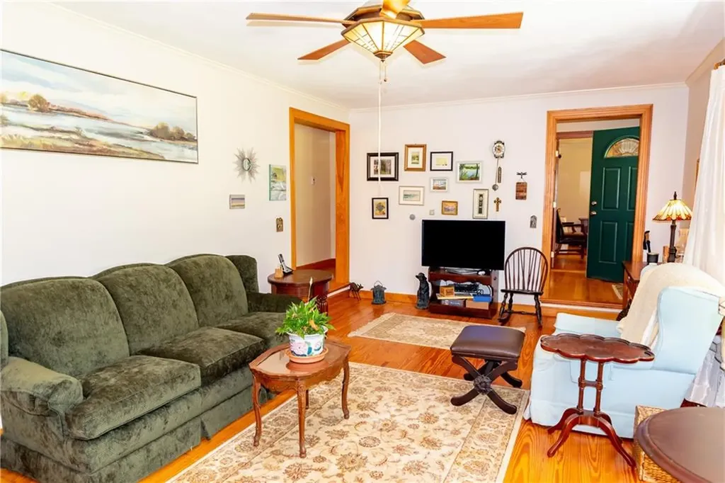 282 Arcadia Road Richmond RI 02832