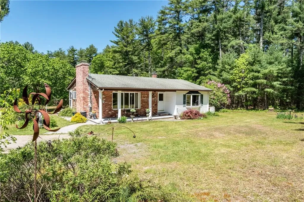 282 Arcadia Road Richmond RI 02832