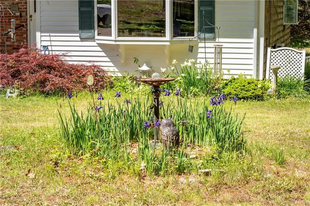 282 Arcadia Road Richmond RI 02832