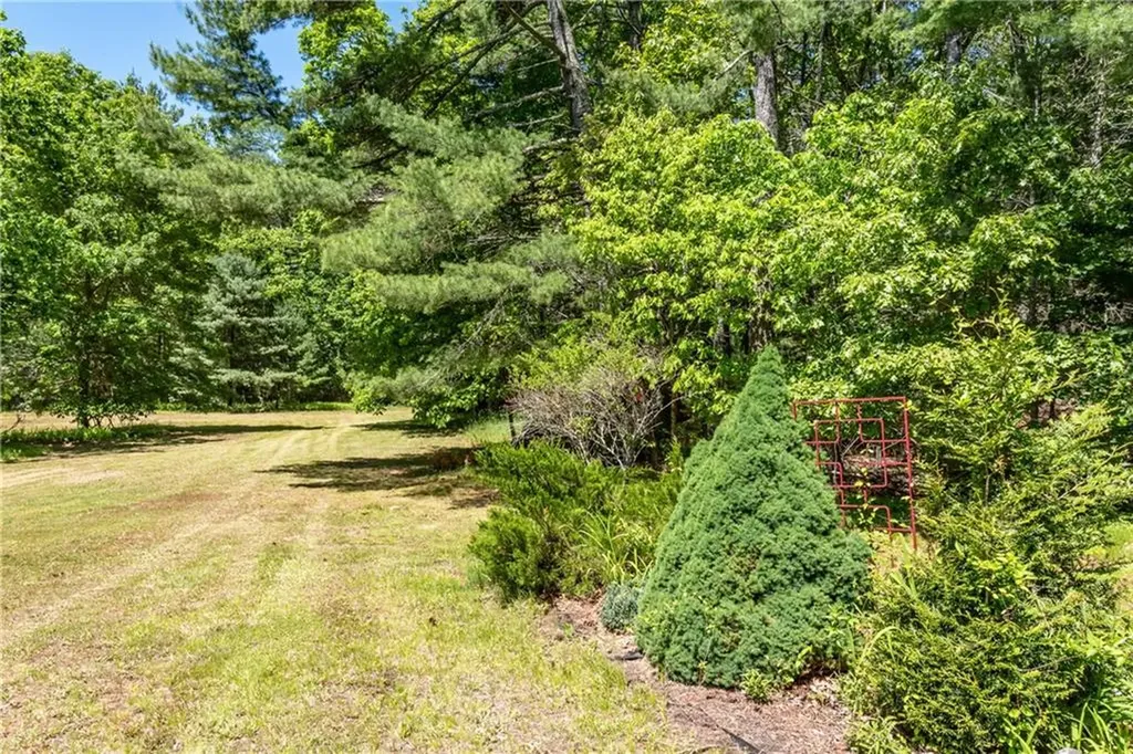 282 Arcadia Road Richmond RI 02832
