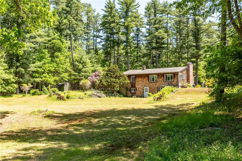 282 Arcadia Road Richmond RI 02832