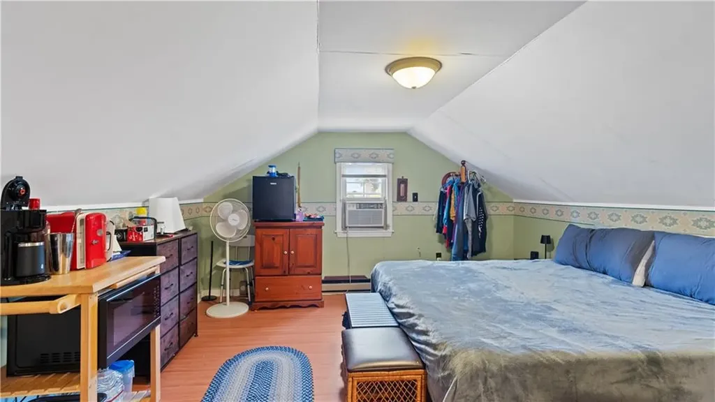 14 Barnes Street Smithfield RI 02828