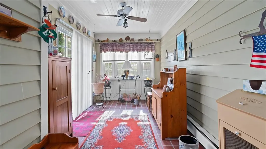 14 Barnes Street Smithfield RI 02828