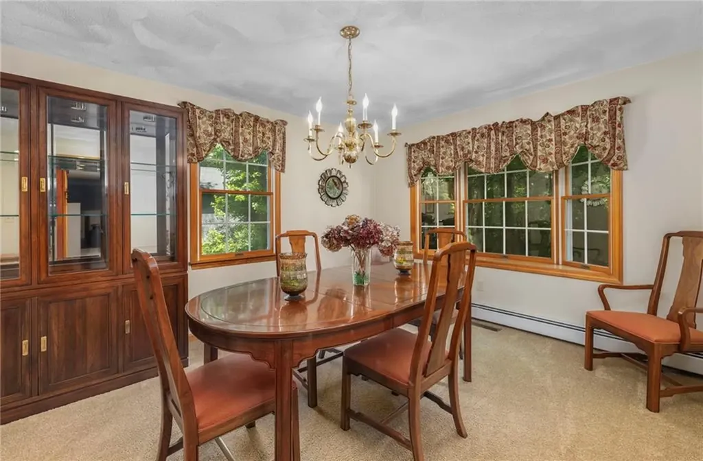 15 Secluded Drive Narragansett RI 02882