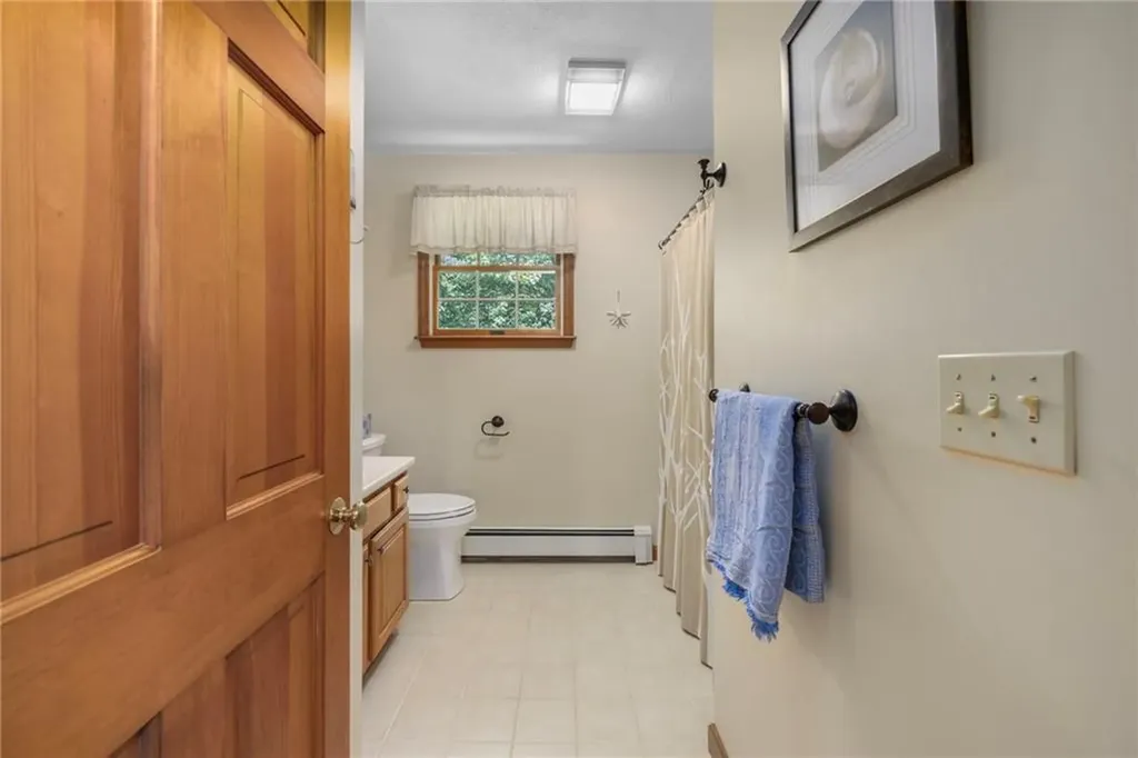 15 Secluded Drive Narragansett RI 02882