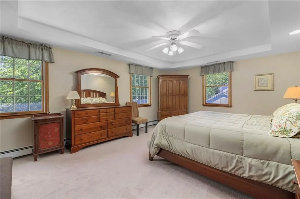 15 Secluded Drive Narragansett RI 02882