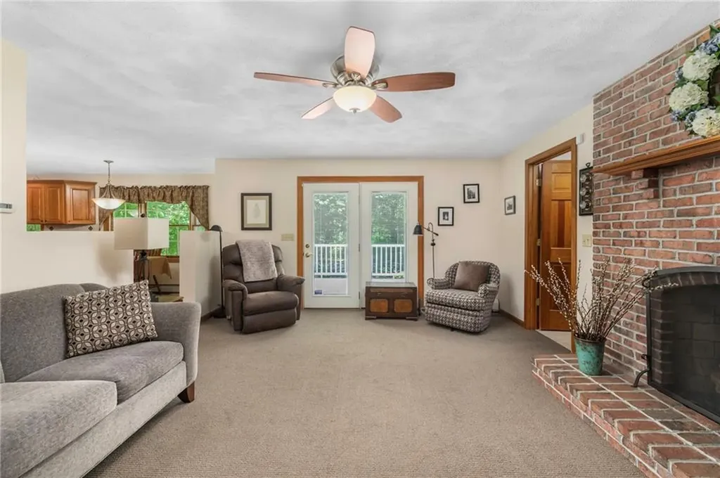 15 Secluded Drive Narragansett RI 02882