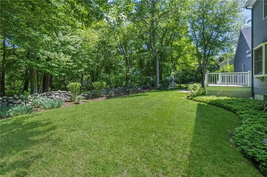 15 Secluded Drive Narragansett RI 02882