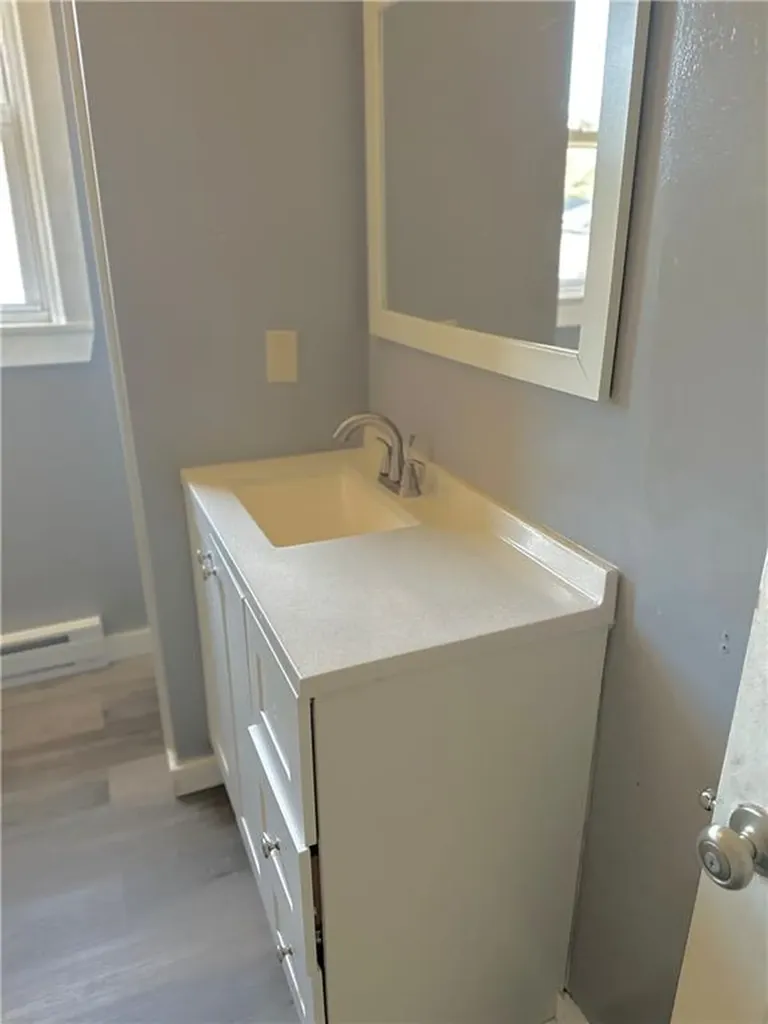 109 Earl Street West Warwick RI 02893