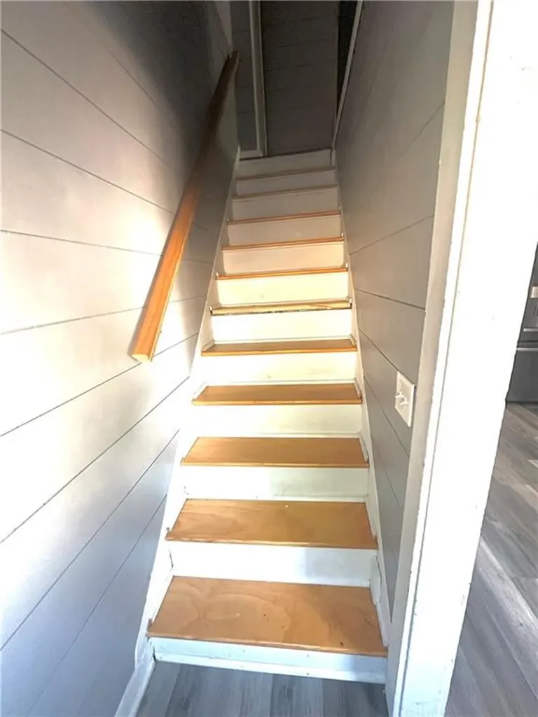 109 Earl Street West Warwick RI 02893
