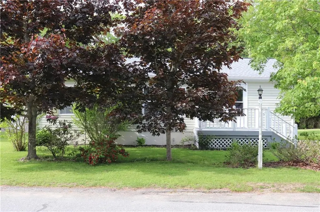 48 Songbird Lane Tiverton RI 02878