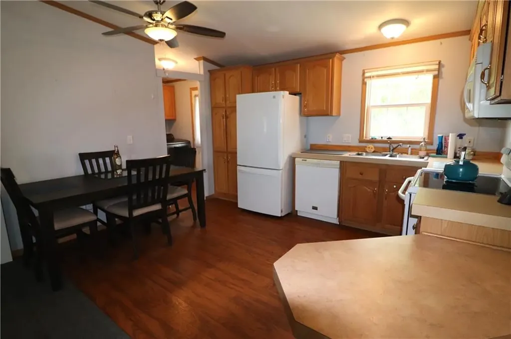 48 Songbird Lane Tiverton RI 02878