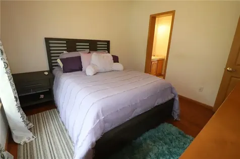 48 Songbird Lane Tiverton RI 02878