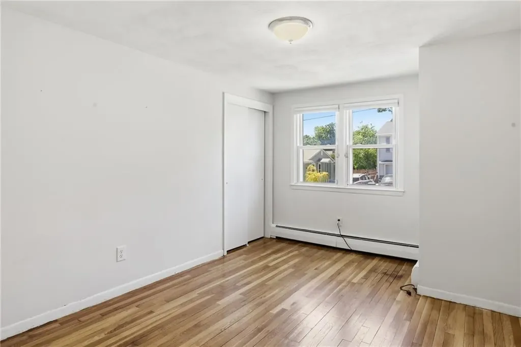 39 Salem Avenue Cranston RI 02920