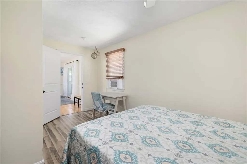 37 Newport Lane Narragansett RI 02882