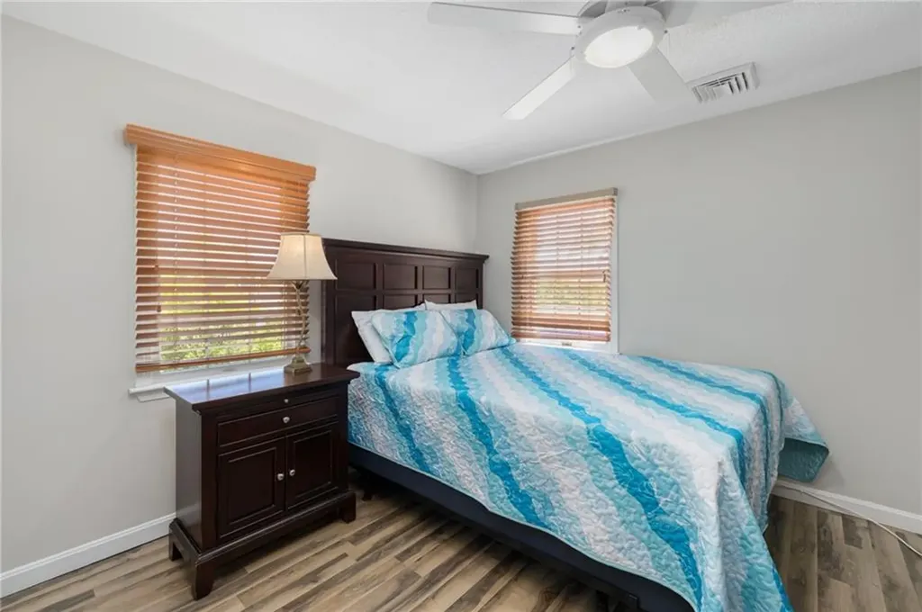 37 Newport Lane Narragansett RI 02882