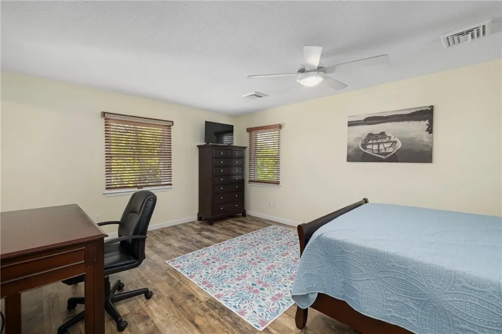 37 Newport Lane Narragansett RI 02882