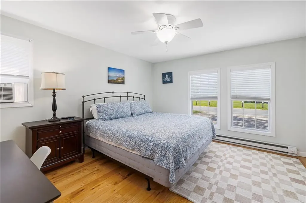 37 Newport Lane Narragansett RI 02882